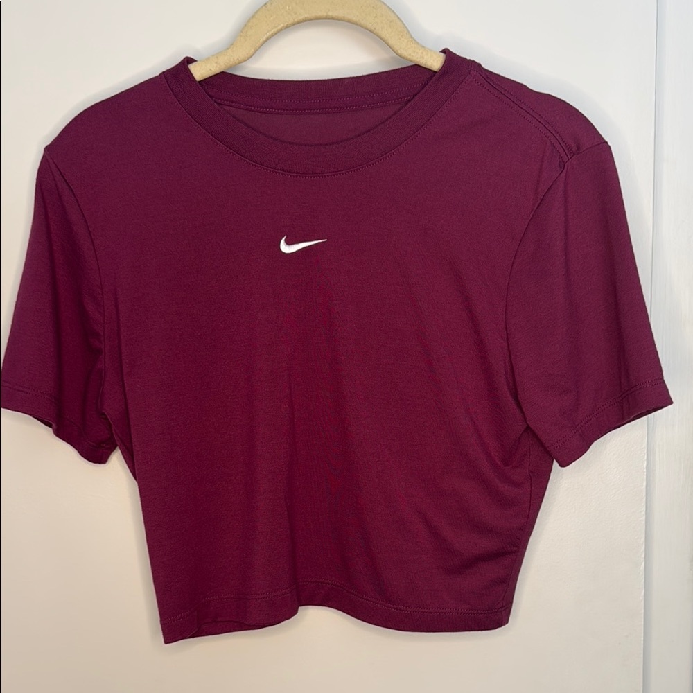 Nike Women's Burgundy Crop Top